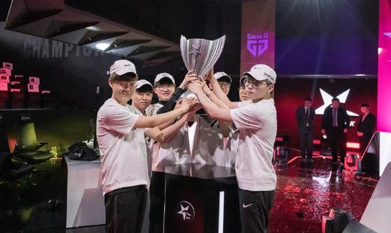 TGS 26卧龙2凤火连天制作人联访 全新化解动作设计理念深度解读